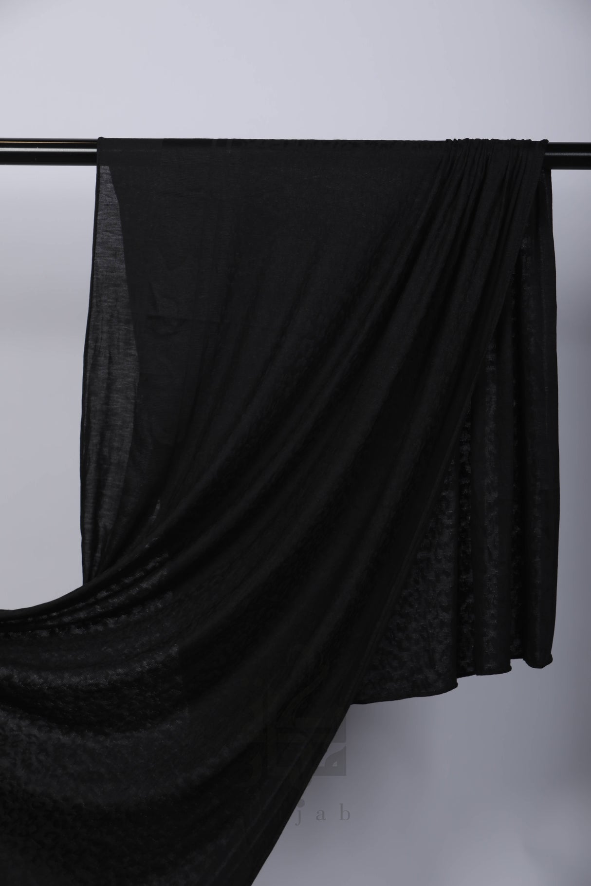 Jacquard Tiger Print Hijab Mubaraka Hijab