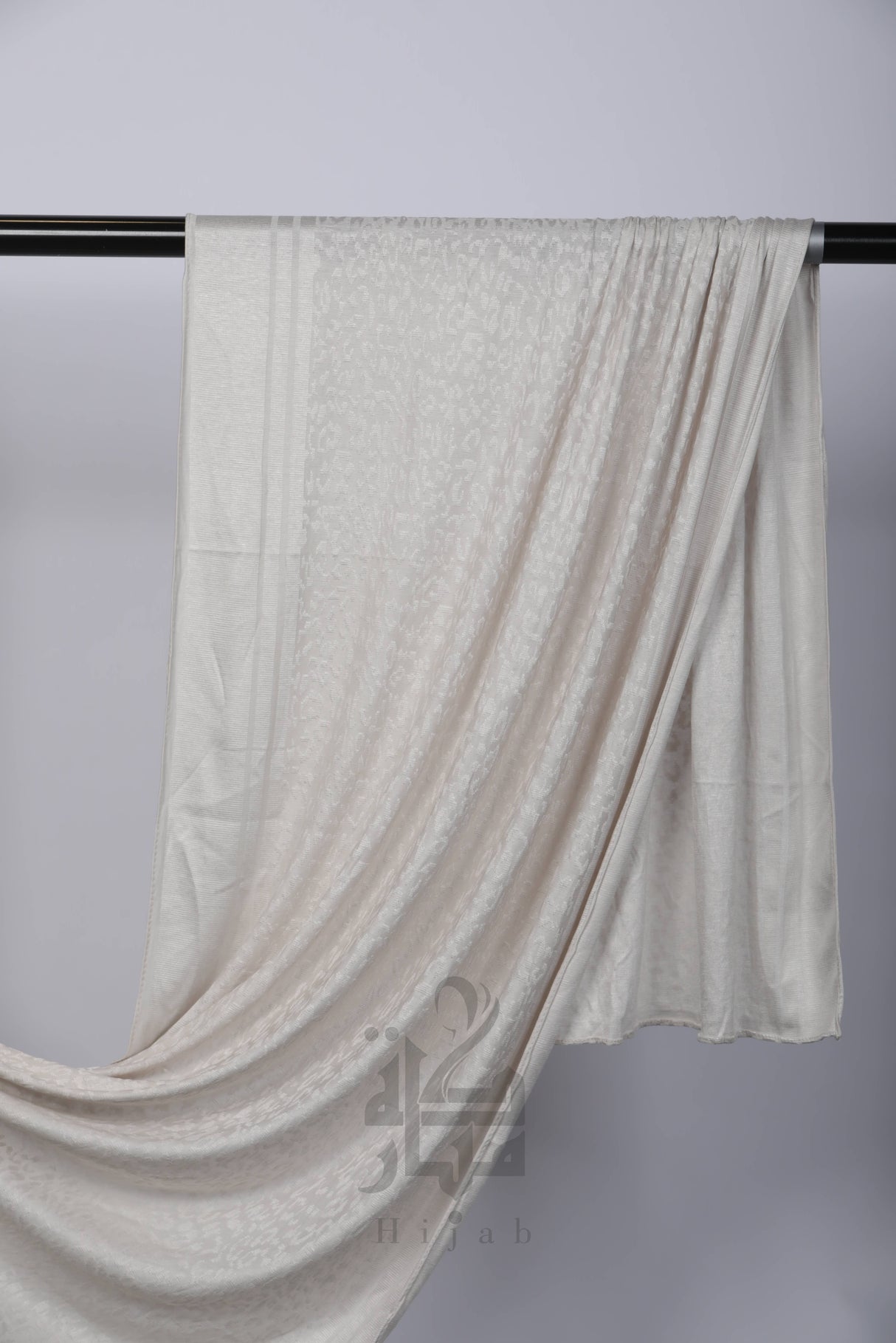 Jacquard Tiger Print Hijab Mubaraka Hijab