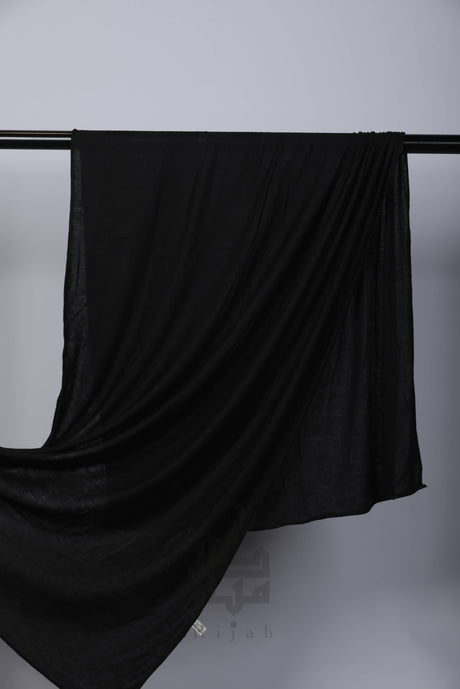 Jacquard Wave Print Hijab Mubaraka Hijab