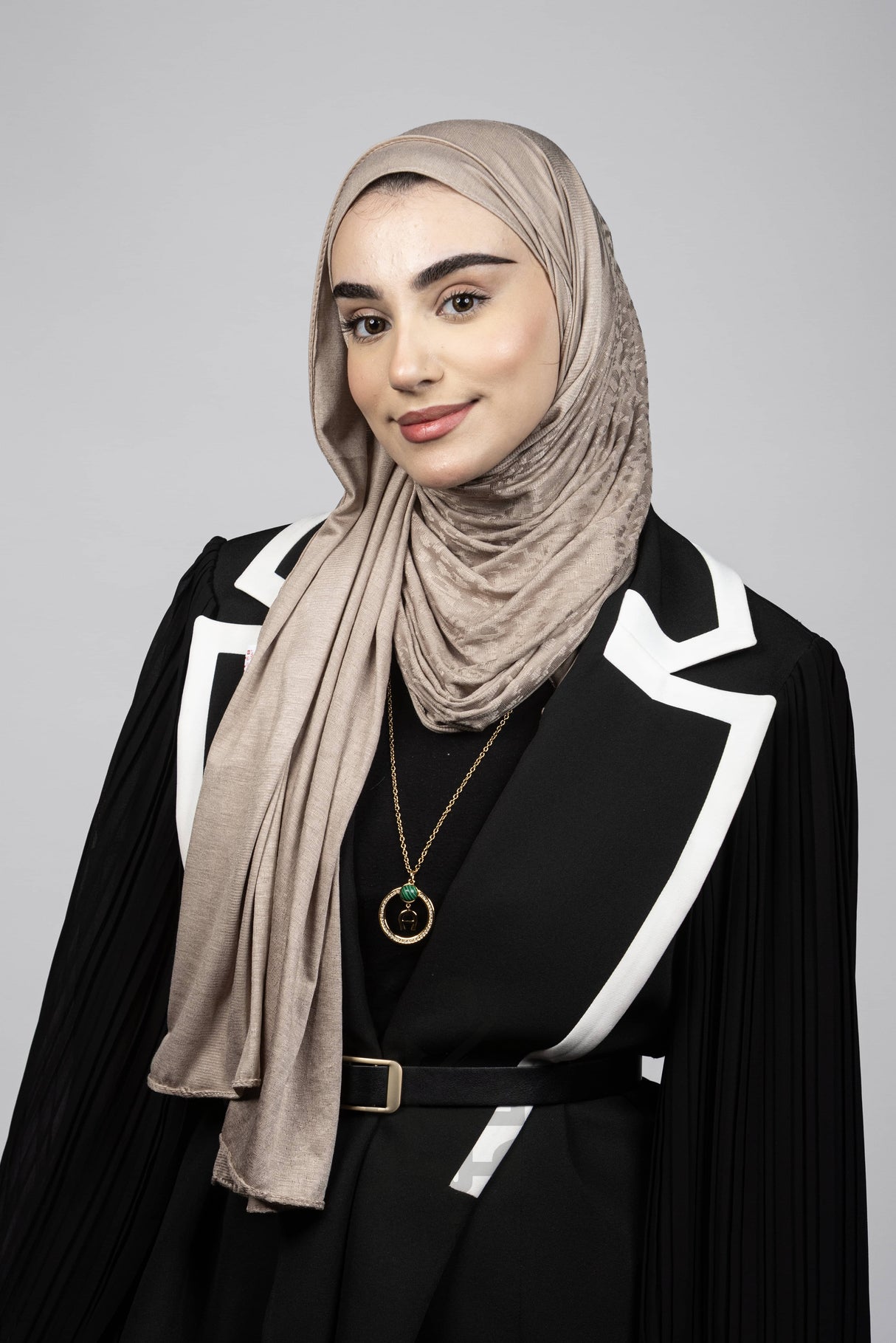 Jacquard Tiger Print Hijab Mubaraka Hijab