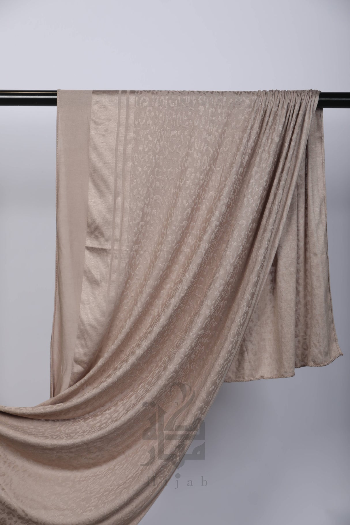 Jacquard Tiger Print Hijab Mubaraka Hijab